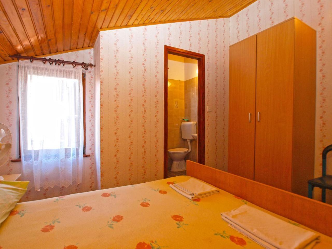 Rooms Antun 1238 Medulin Exteriör bild